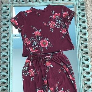 Girls matching 10/12 top and bottom